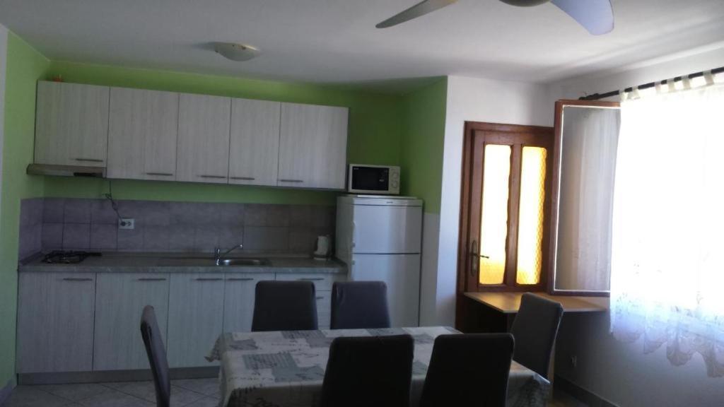 Apartments Ninske Vodice Szoba fotó