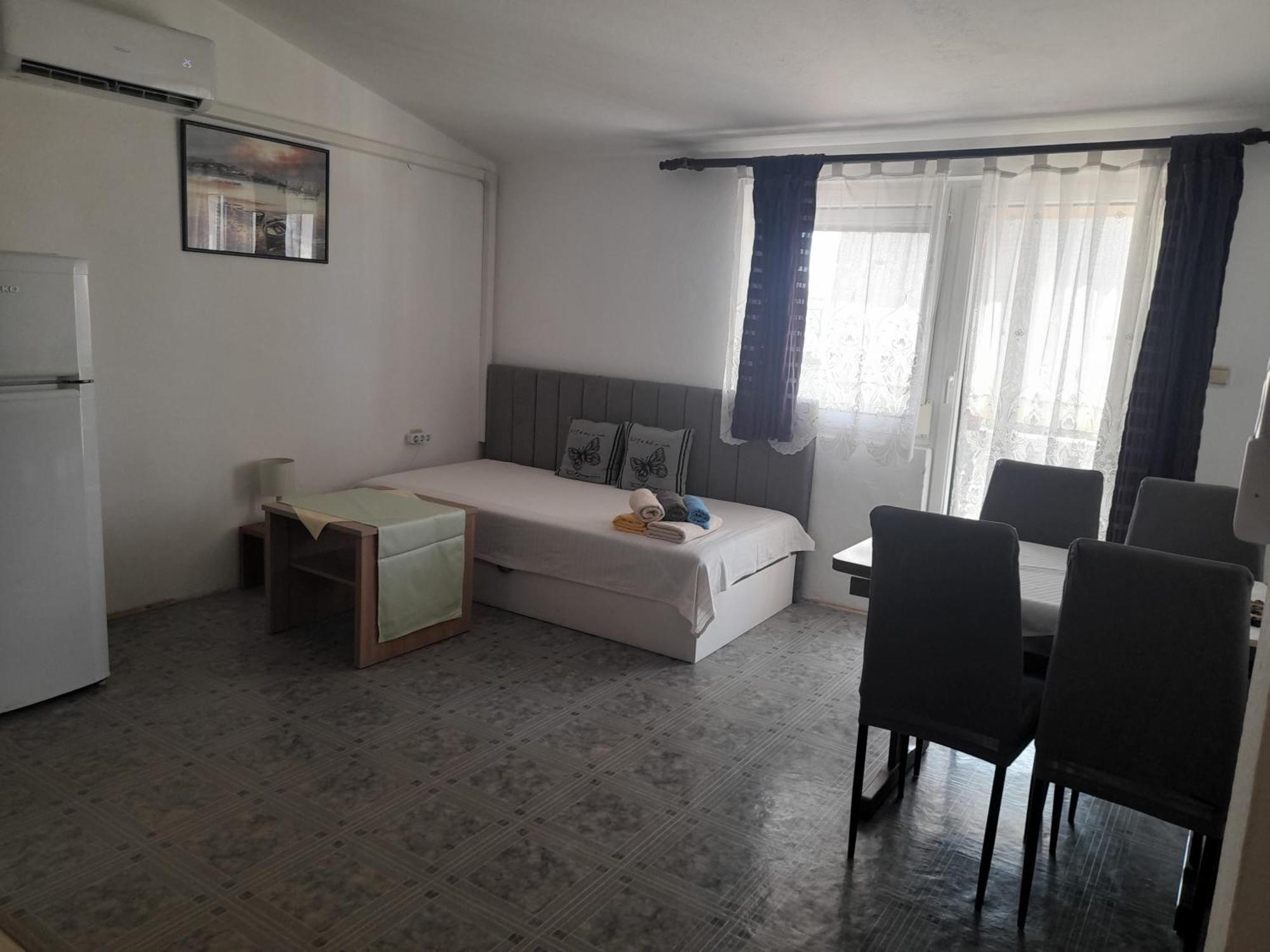 Apartments Ninske Vodice Szoba fotó