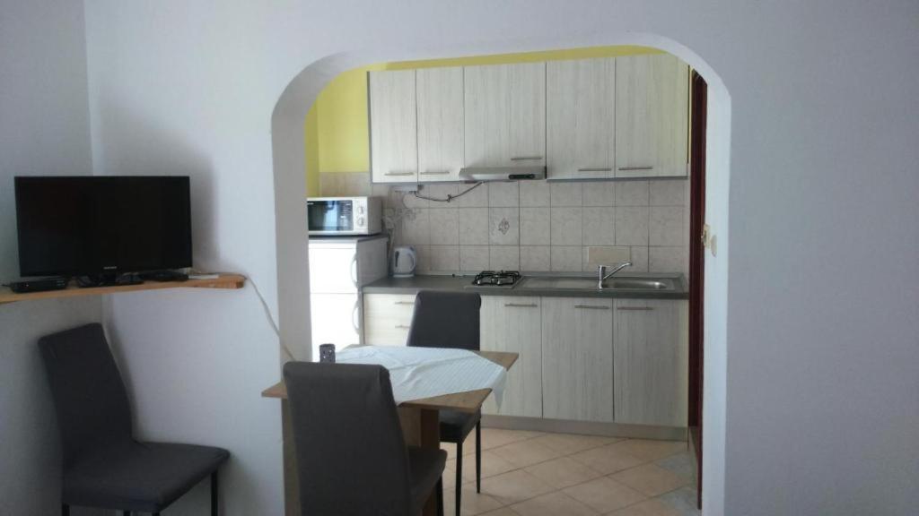 Apartments Ninske Vodice Szoba fotó